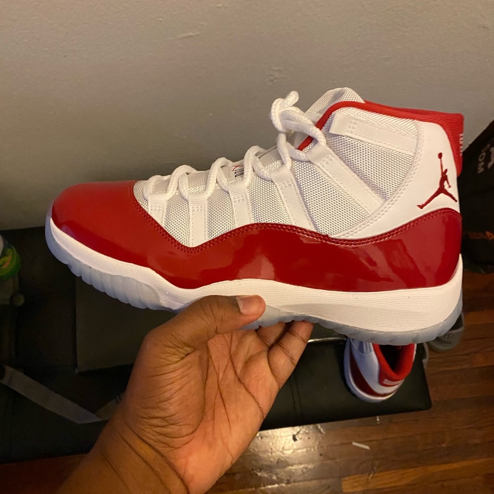 ❌Sold ❌Brand New Jordan Cherry 11  - 9.5
